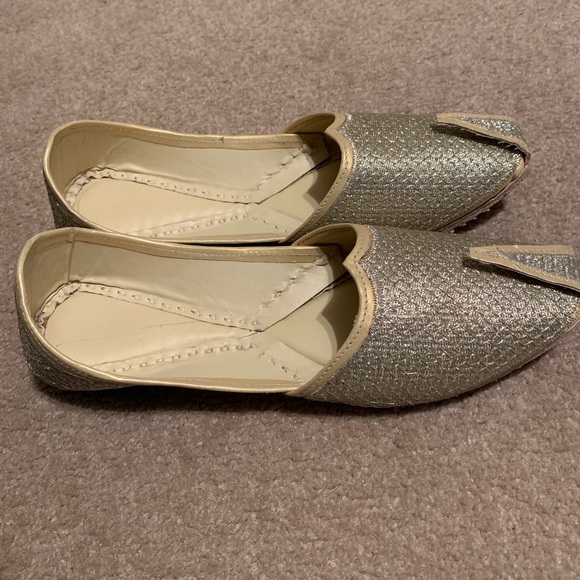 Other - Punjabi jutti (shoes)